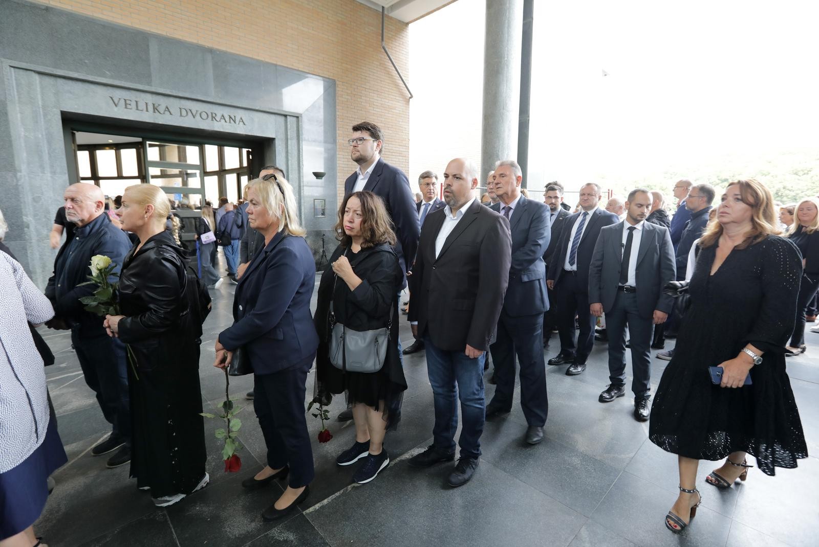 Održan posljednji ispraćaj Mislava Bage