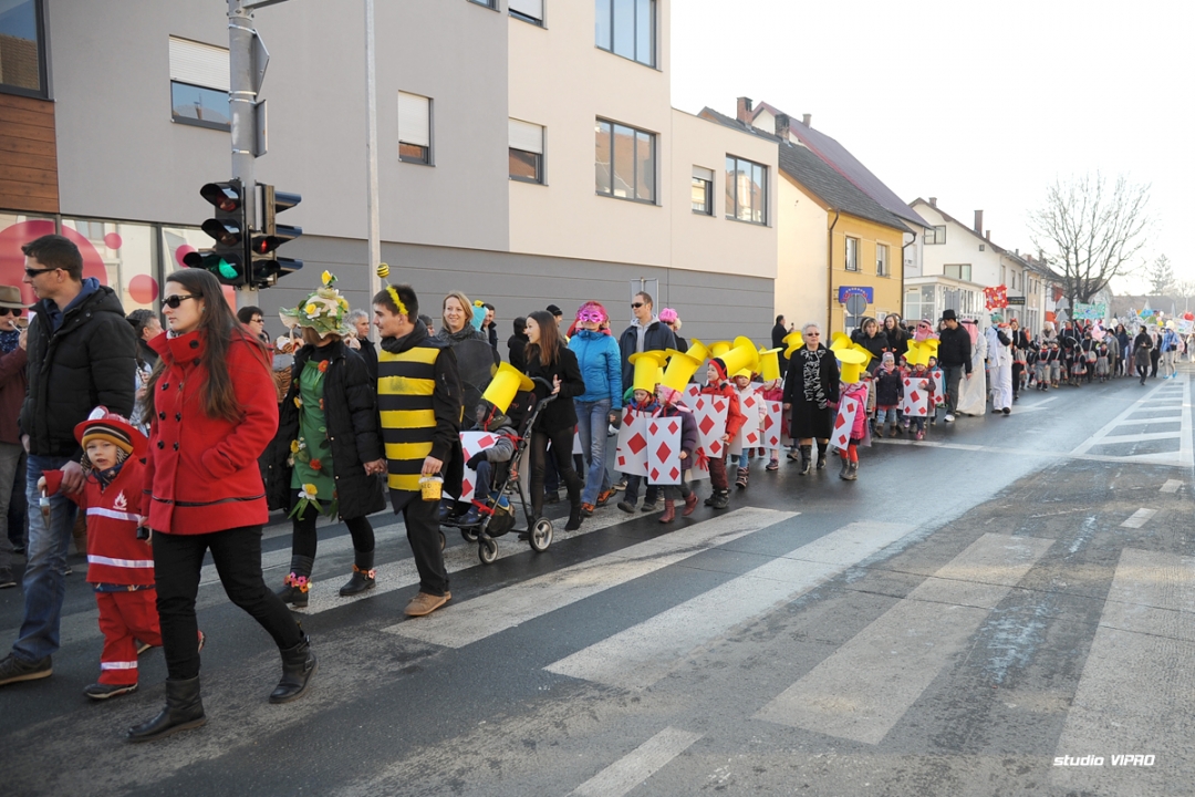 276411250dsc6777328562