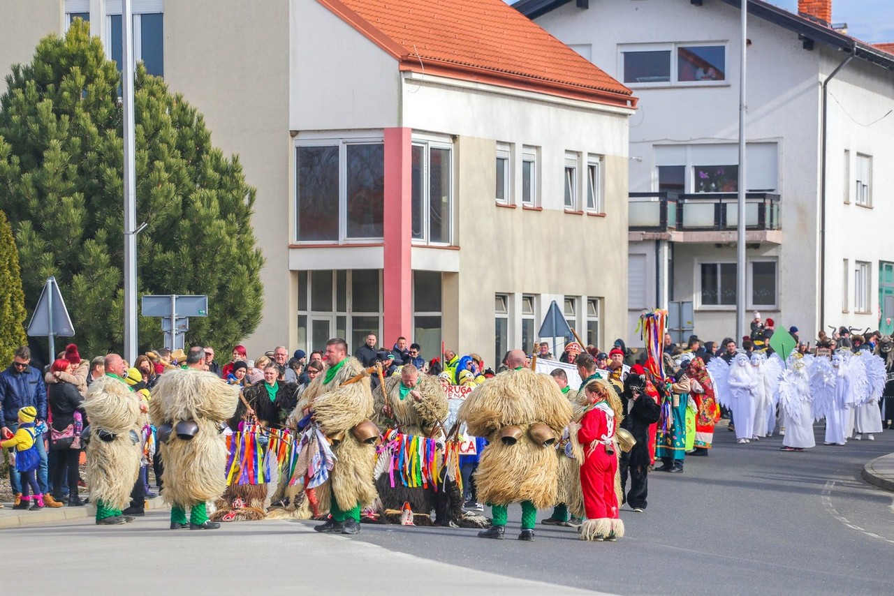 Serjojnski fašnik u Murskom Središću