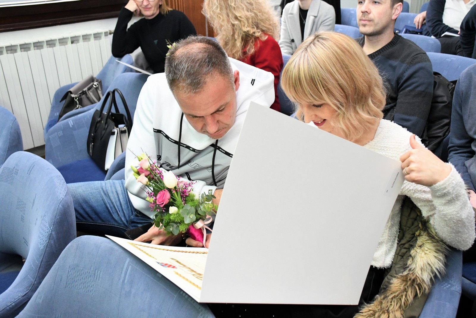 NAKON POLOŽENIH ISPITA U SVIBNJU I RUJNU 37 novopečenih majstora i majstorica dočekalo je svoja priznanja! NAKON POLOŽENIH ISPITA U SVIBNJU I RUJNU 37 novopečenih majstora i majstorica dočekalo je svoja priznanja!