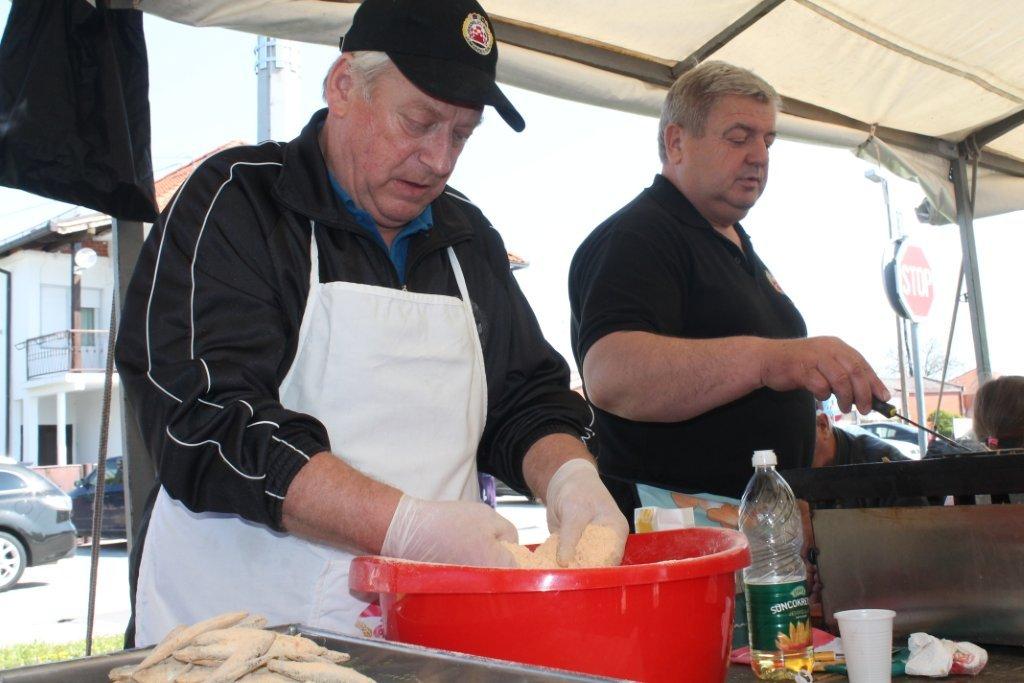 Humanitarna podjela ribica u Nedelišću