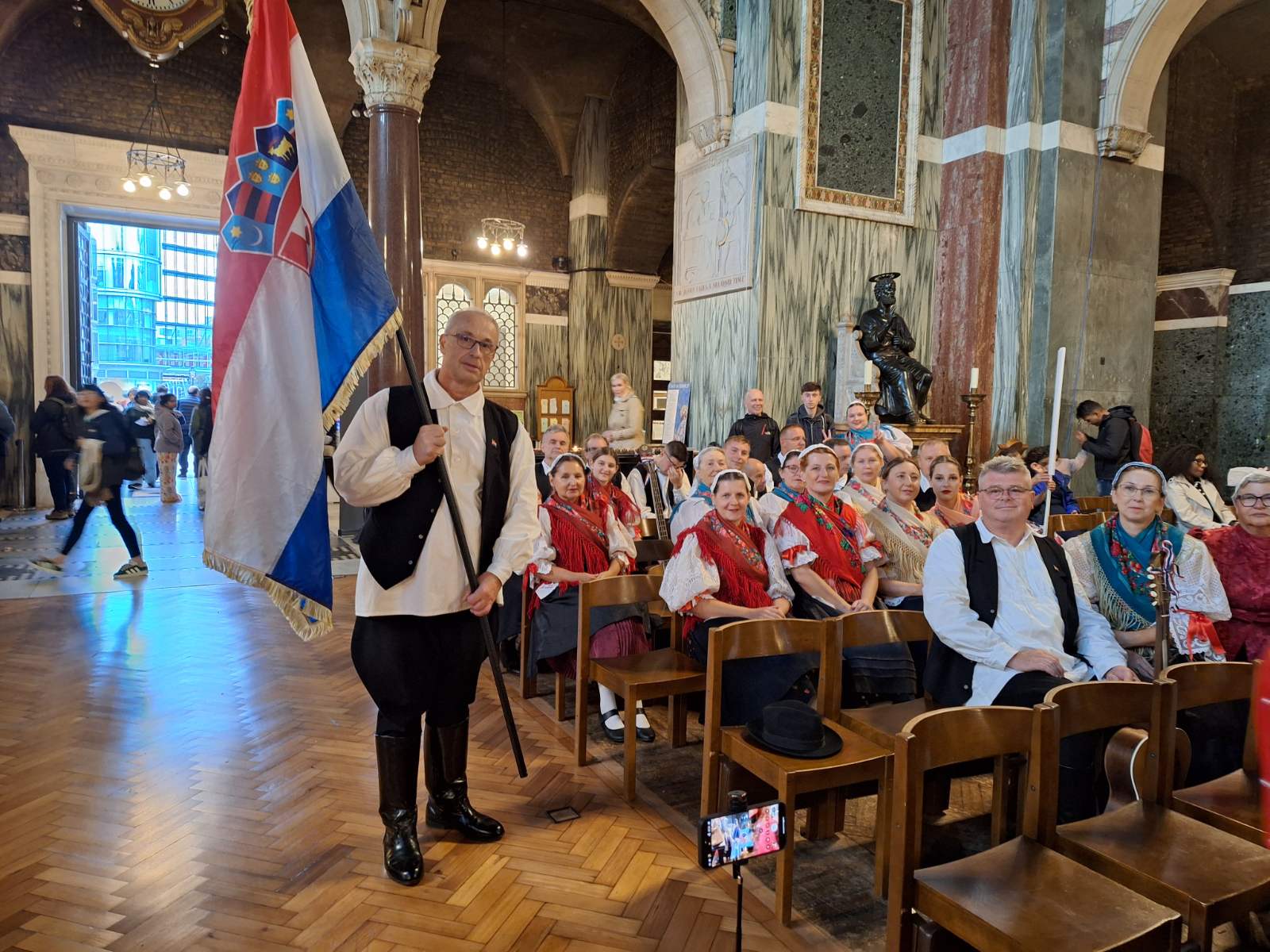 KUD Mihovljan London