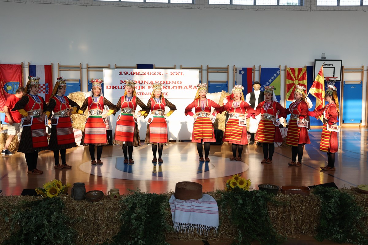 FOTO U Strahonincu otvoreno XXI. izdanje Međunarodnog druženja folkloraša