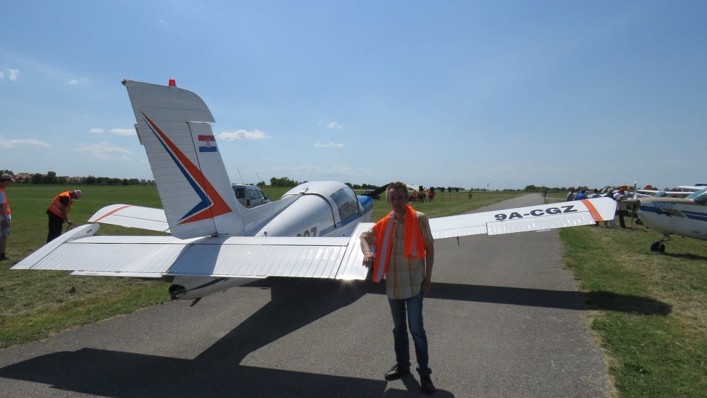 1349764016049726598320593138427