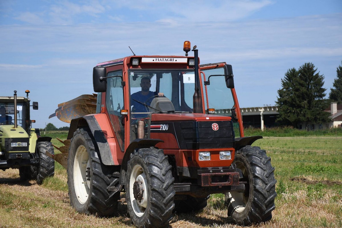 NATJECANJE ORAČA Započelo Županijsko natjecanje u oranju