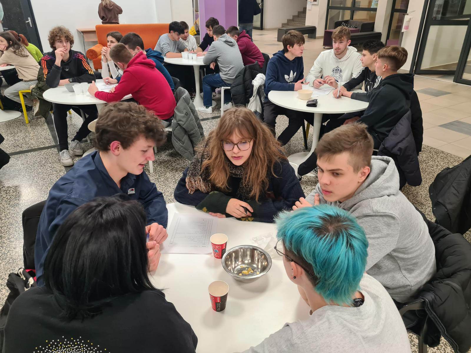 Humanitarni međuškolski pub kviz međimurskih srednjoškolaca za Udrugu za sindrom Down