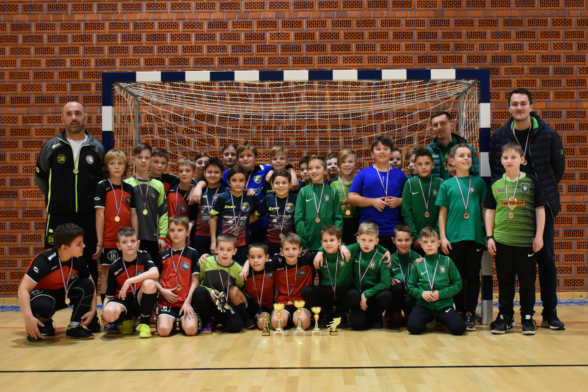 DINAMO-ZELENKO CUP 2022. Okupilo se oko 500 mladih nogometašica i nogometaša