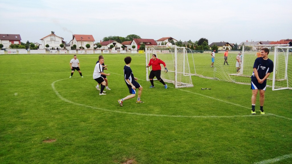 20170624190408618893