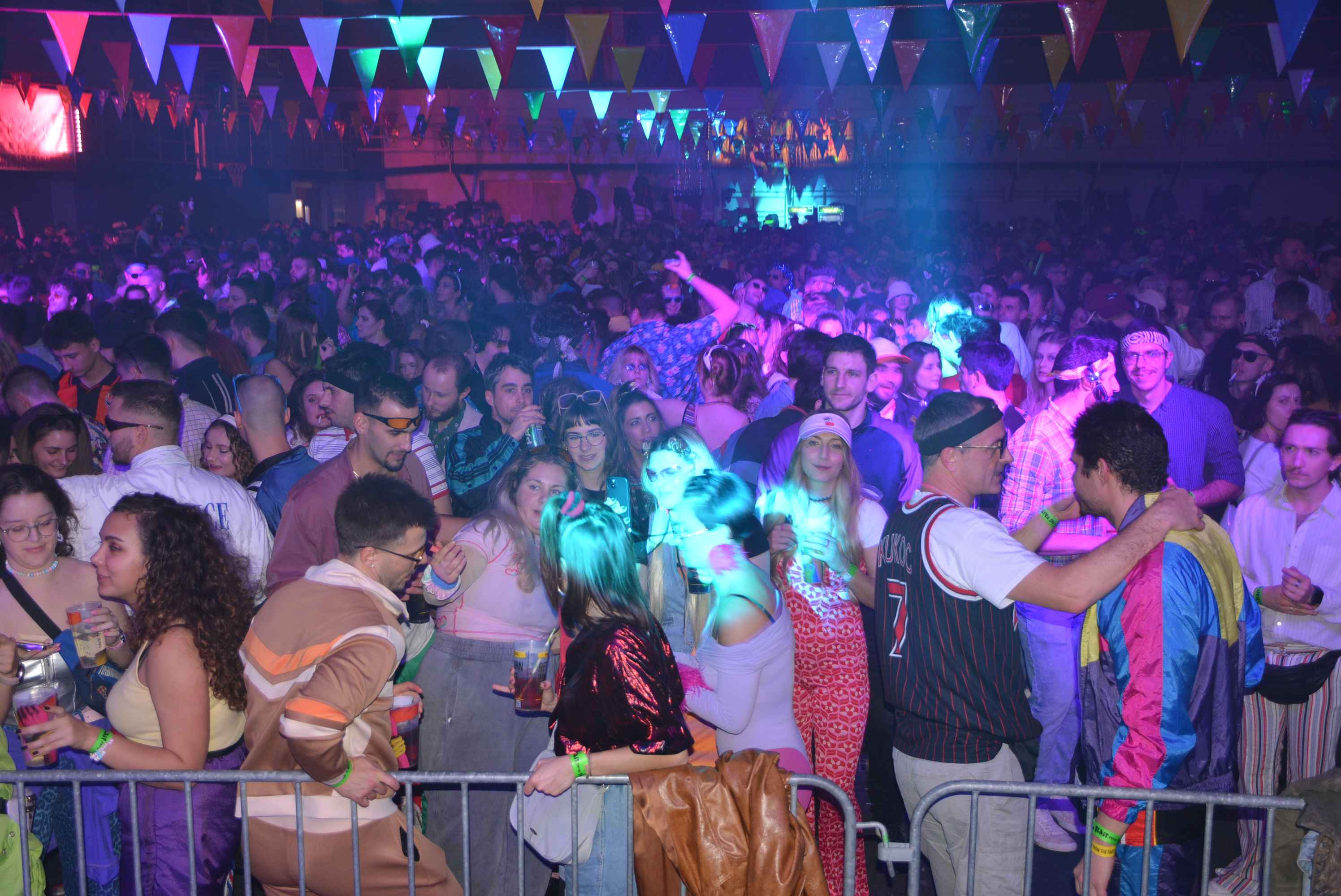 FOTO/VIDEO Čaroban završetak jubilarnog 10. ‘Blast from the past’ šarenila u Čakovcu