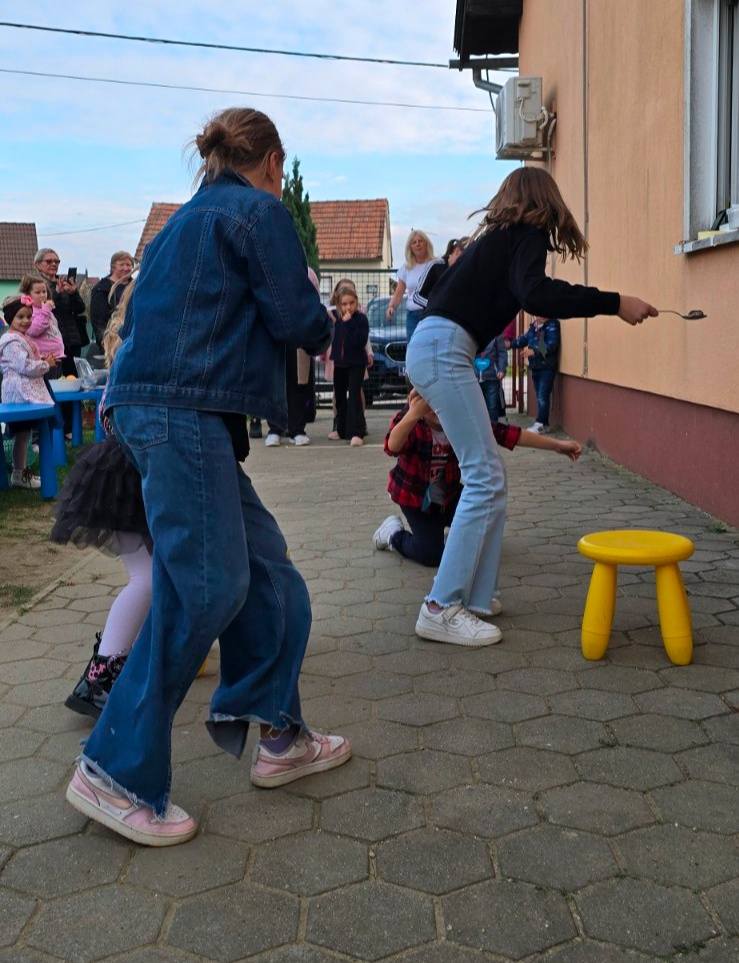 Dječji vrtić Mala tratinčica Podturen