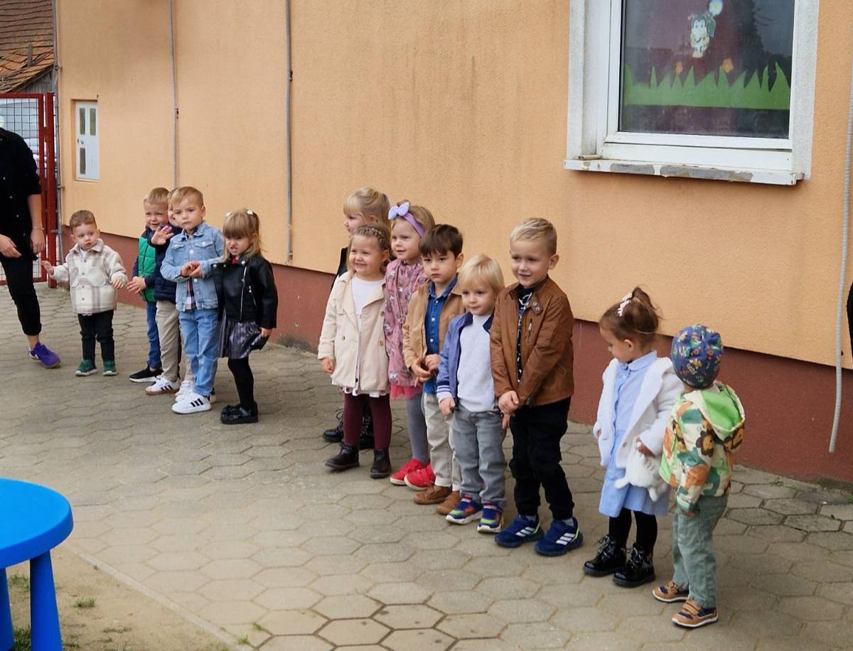 Dječji vrtić Mala tratinčica Podturen