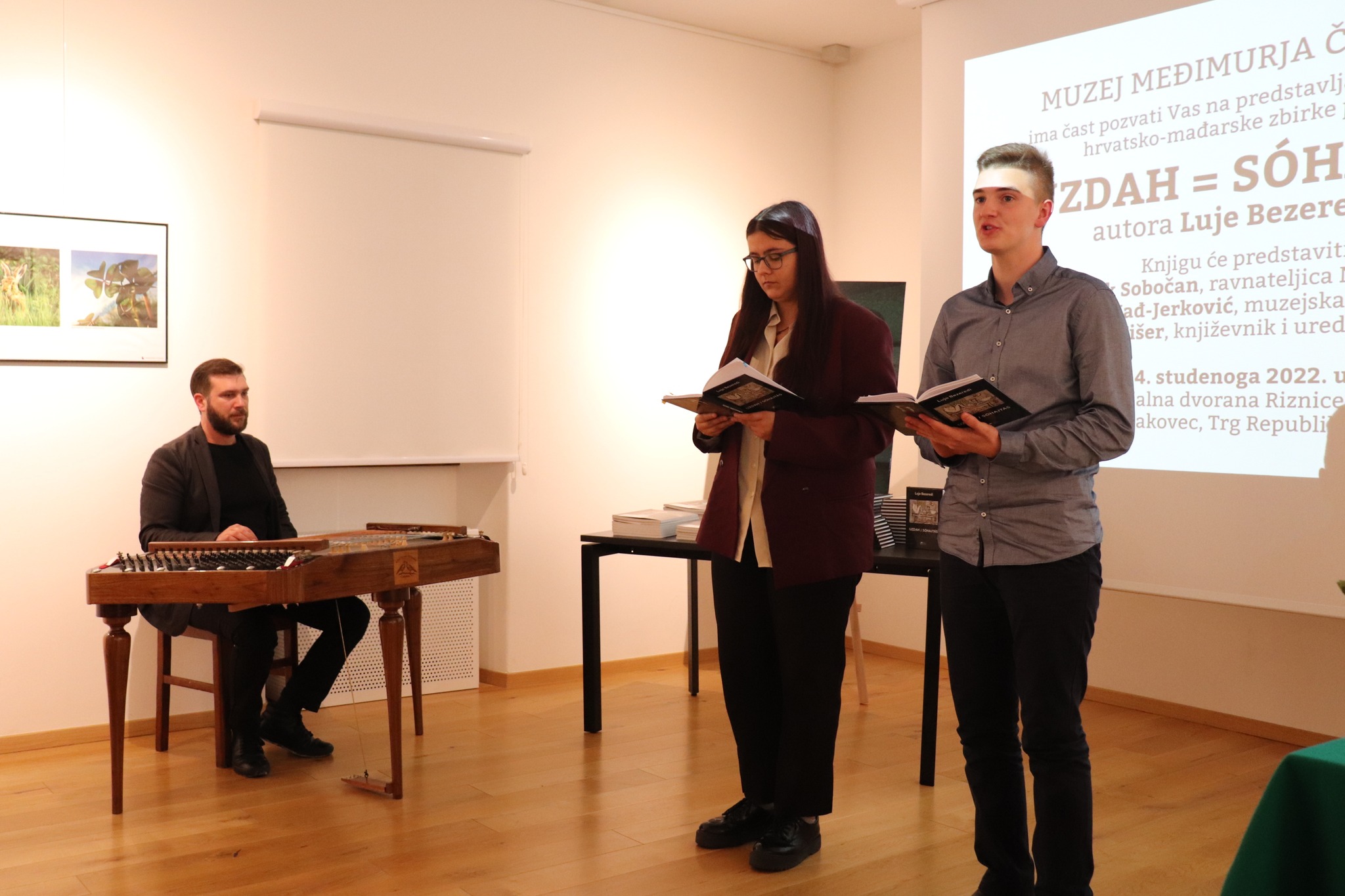 U Čakovcu održana promocija dvojezične zbirke pjesama Luje Bezeredija