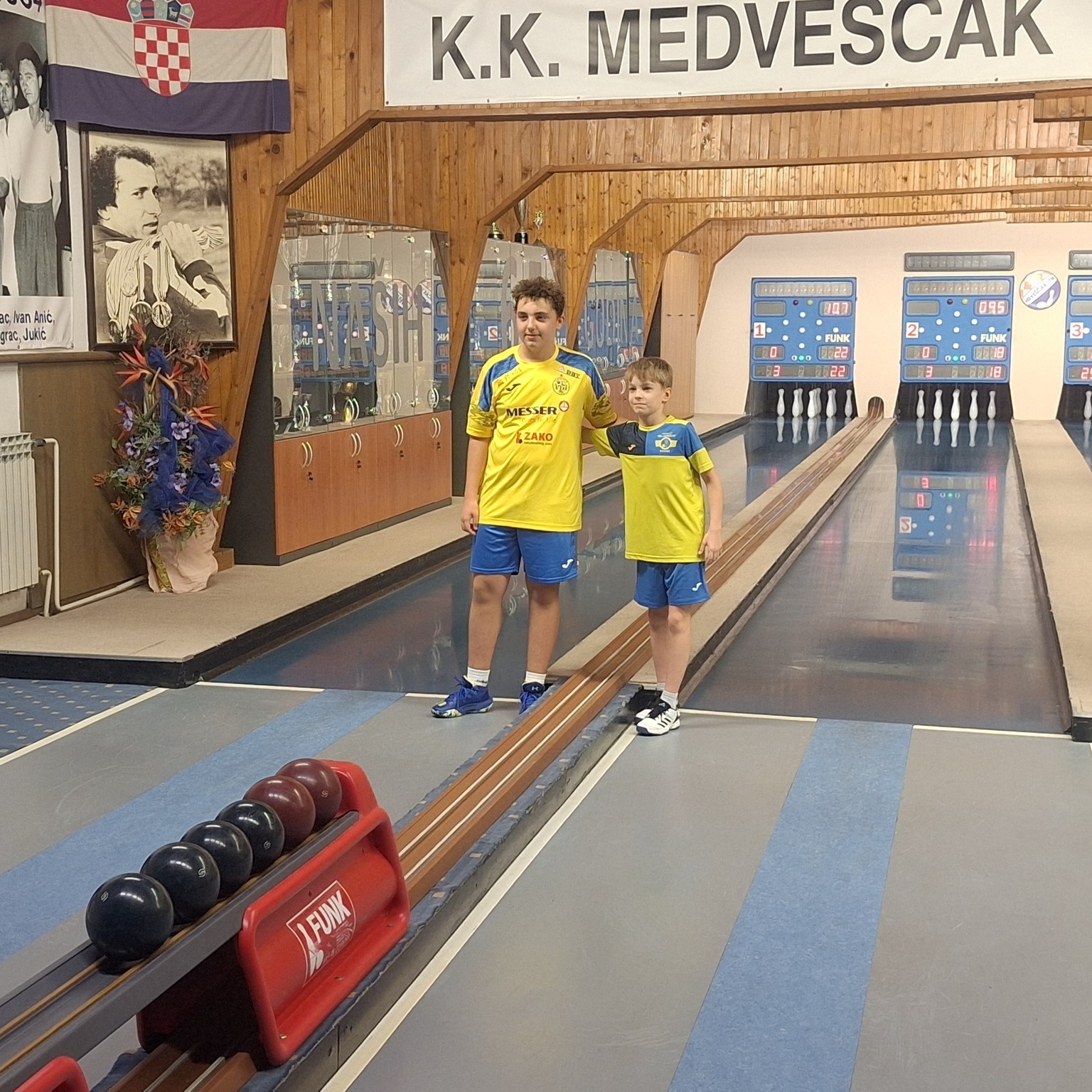 564584450_698887213226505_7463854639644117766_n