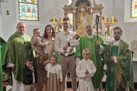 Župa Nedelišće krštenje Bože Radoš