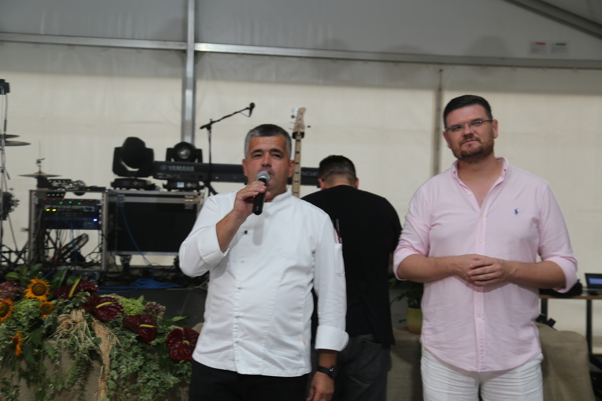 Miris ‘grofovske kotlovine’ u subotu se širio Pribislavcem