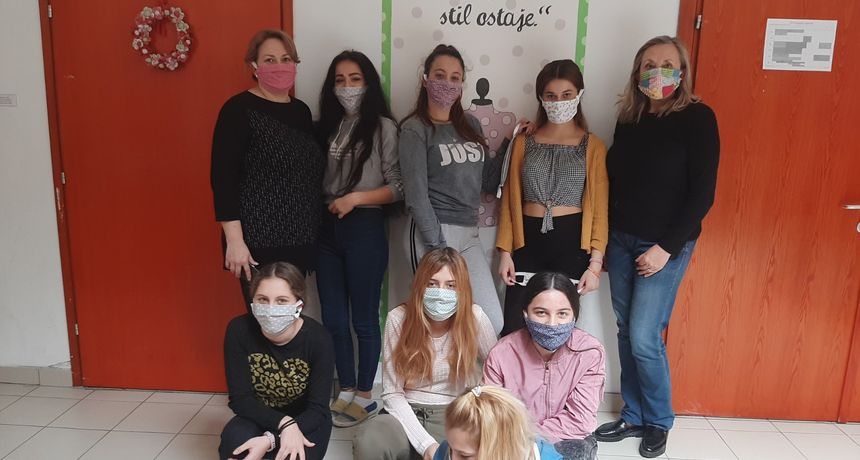 SVAKA ČAST Učenici čakovečke Gospodarske škole Čakovec sami šiju zaštitne maske! SVAKA ČAST Učenici čakovečke Gospodarske škole Čakovec sami šiju zaštitne maske!
