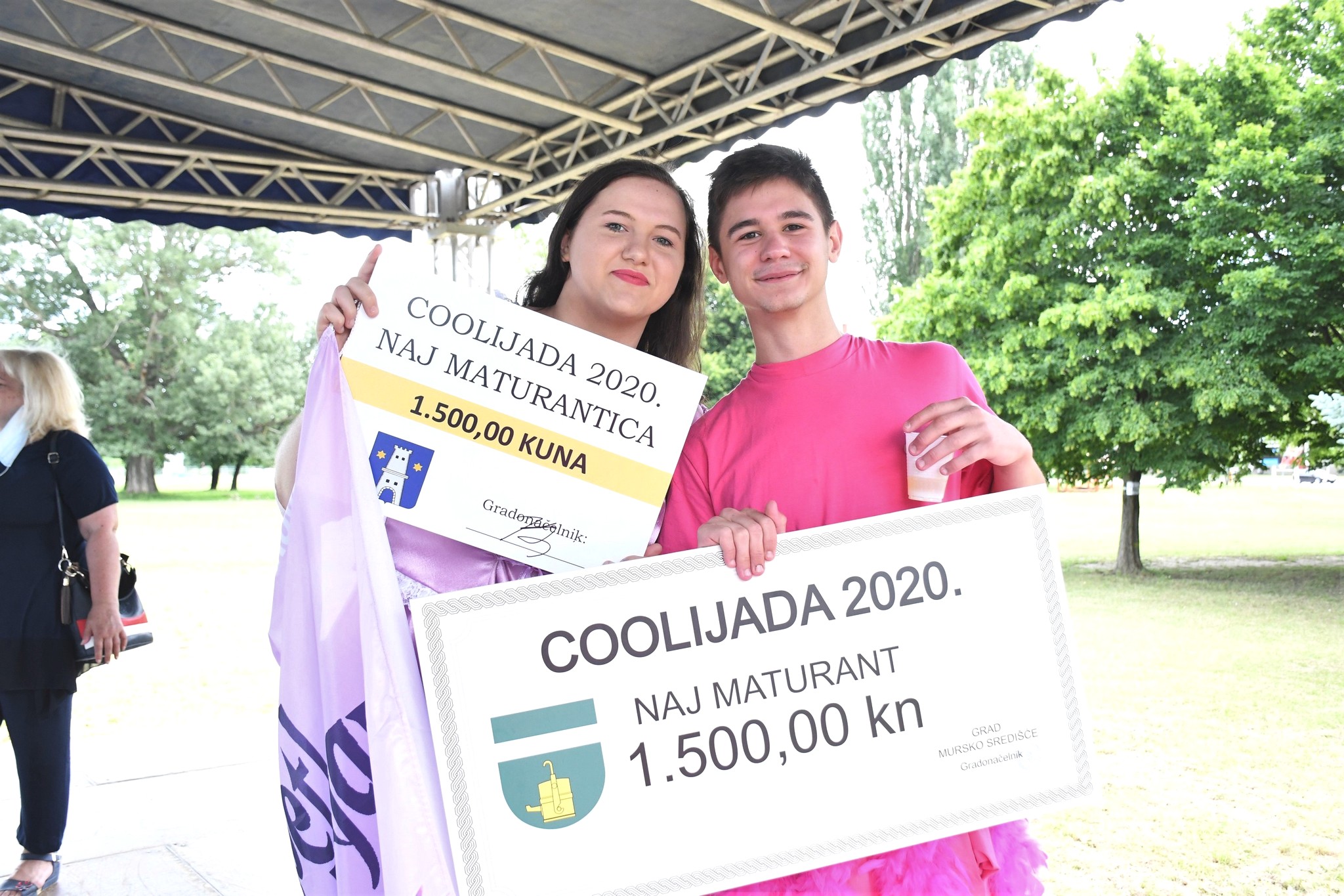 Najmaturanti Franka Sokač i Jakov Kanižić, najrazred 4.B Graditeljske škole Čakovec!