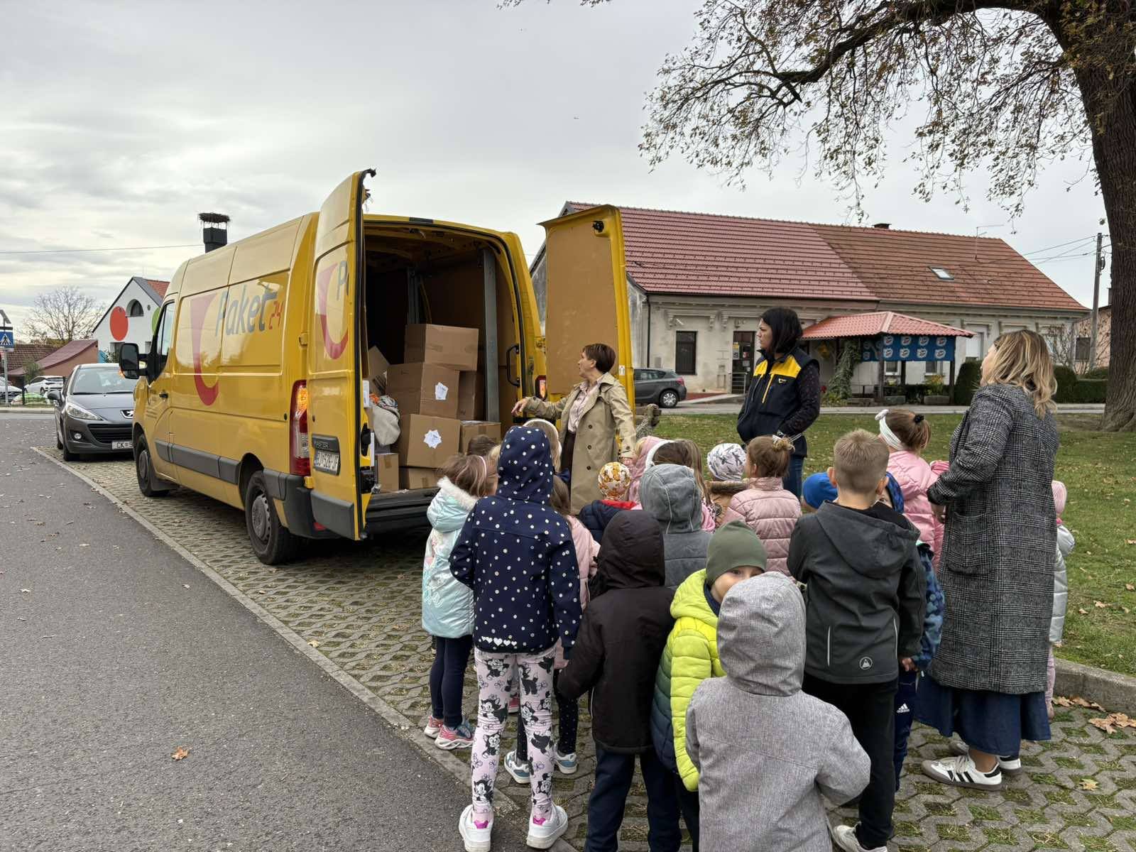 574617265_1254831793348877_6880680987836432142_n