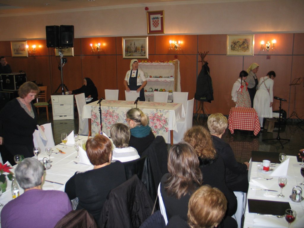 2vecerpoezije026355632