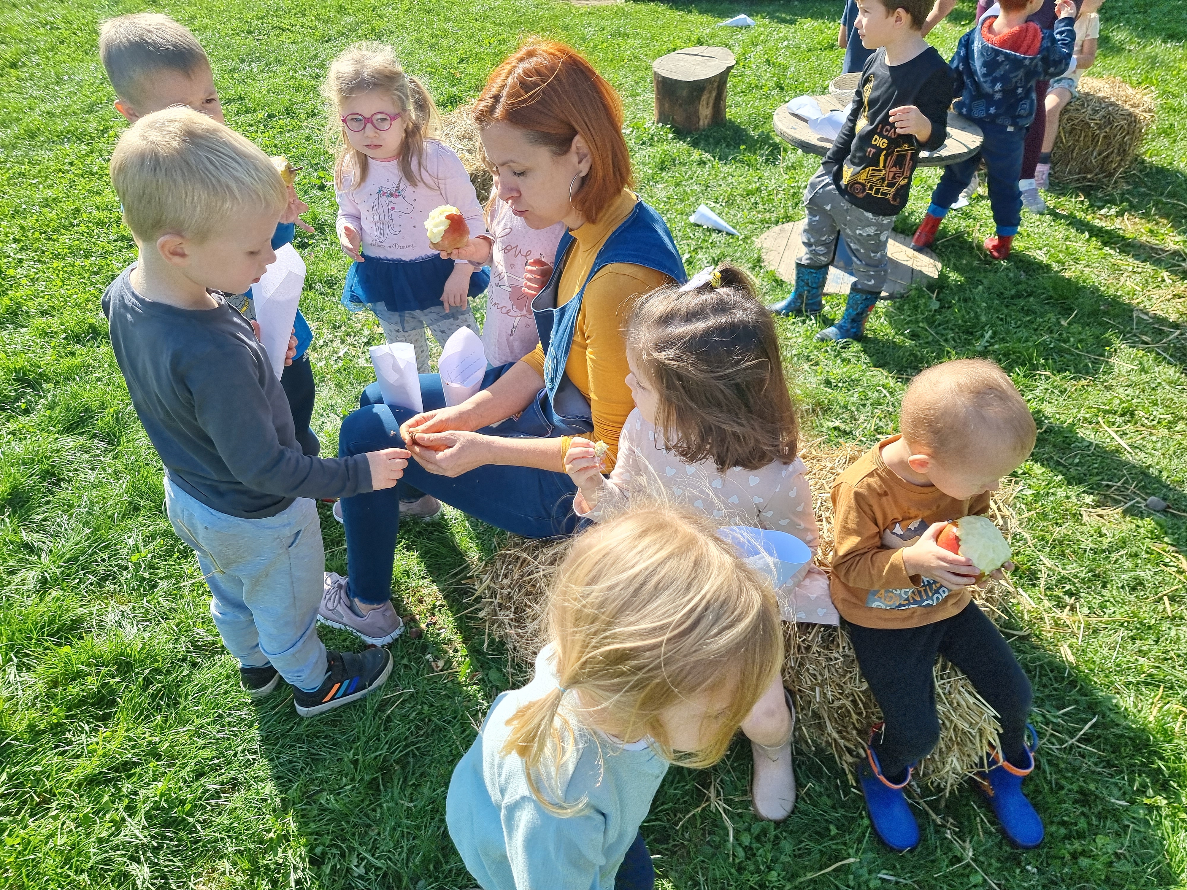 DJECA SU UŽIVALA Jesenska svečanost u Dječjem vrtiću Cvrčak