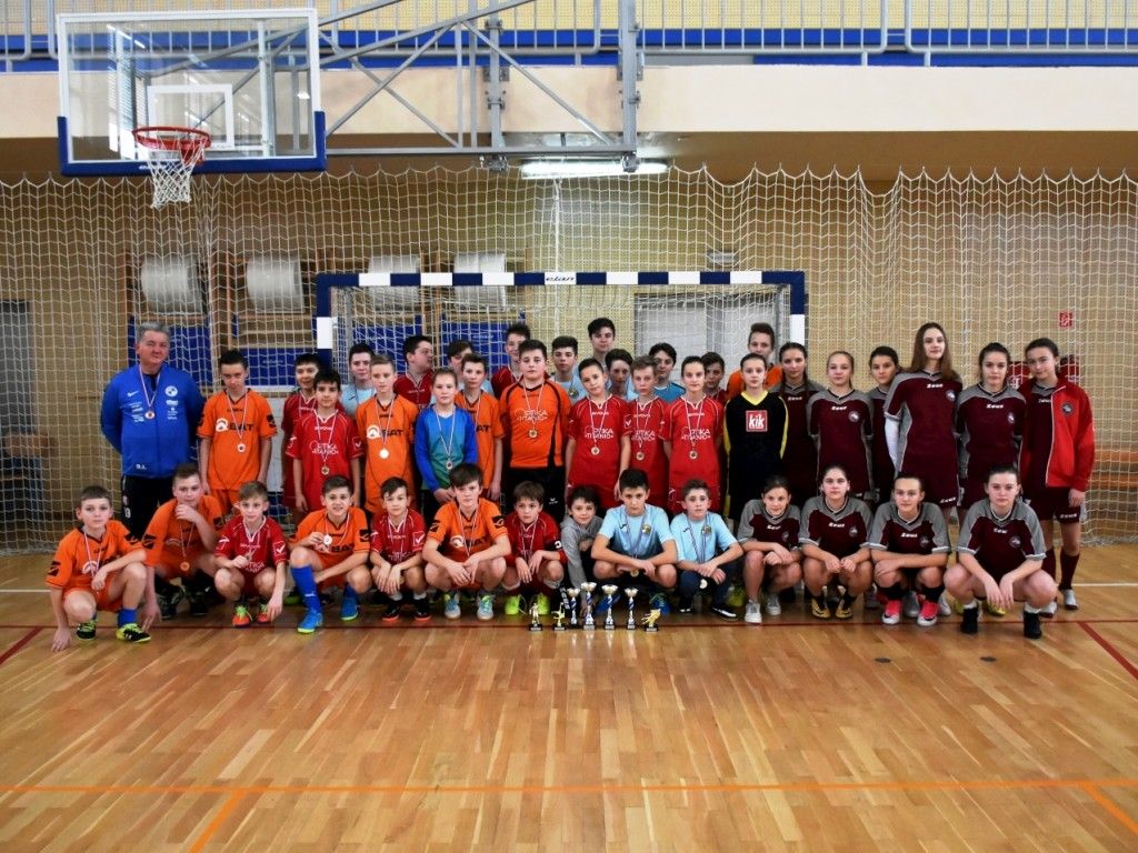 u12zajednicka00013679519