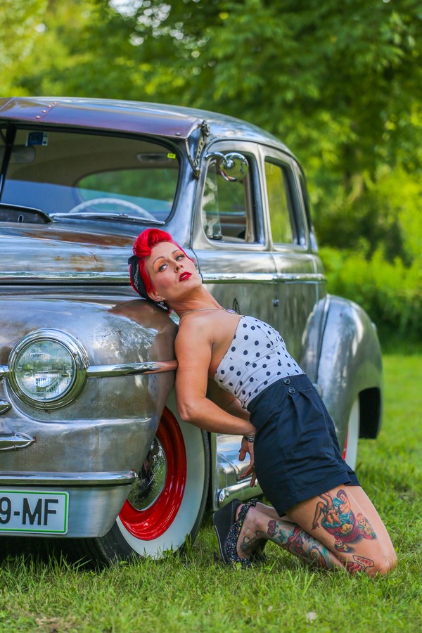 Trash and Burn – pin up djevojke (Subota, 24.6.2018.)