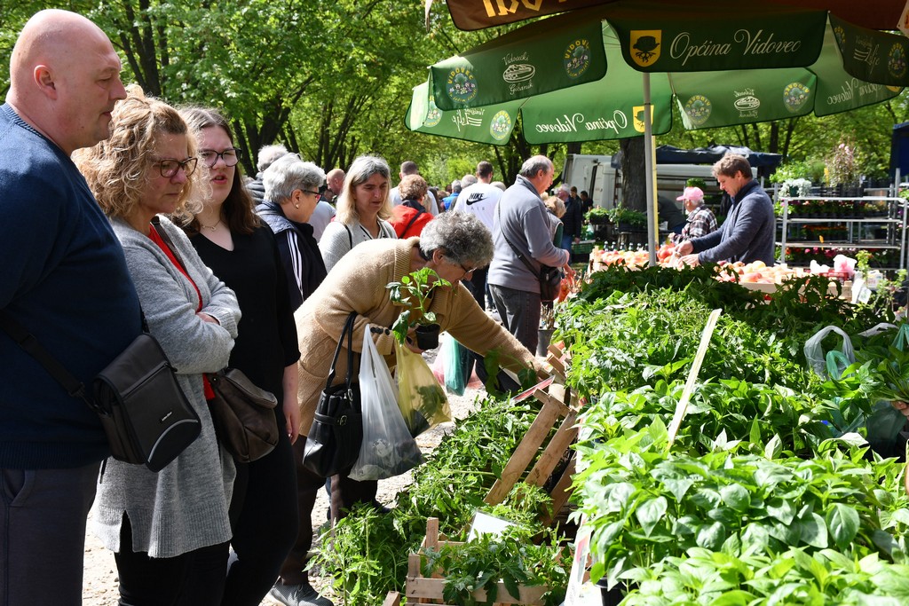 ČAKOVEČKI SAJAM SRIJEDOM Najveći interes i dalje vlada za presadnice
