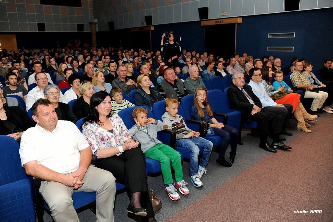 293012095dsc9434396454