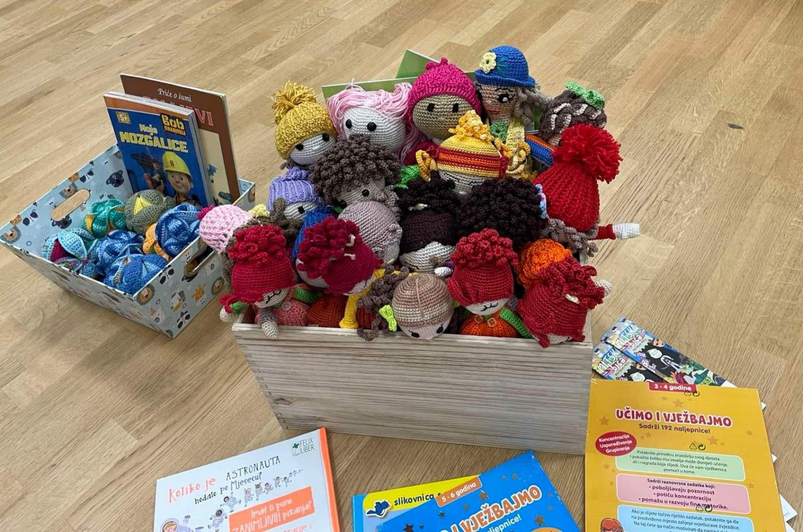 Članovi međimurske Udruge za sindrom Down posjetili ‘Heklice u knjižnici’