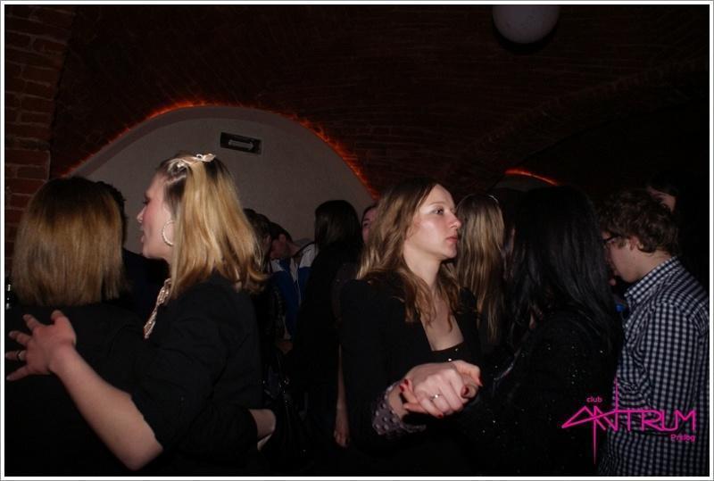 slika0075 Antrum (Subota, 2.3.2013 – Zodiac Band) slika0075 Antrum (Subota, 2.3.2013 – Zodiac Band)