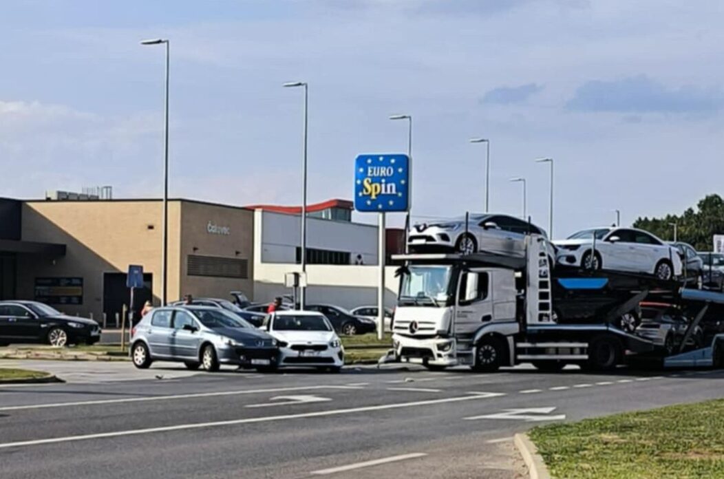 57da2e04-bc21-4ae8-aa71-326a4c80ccd8