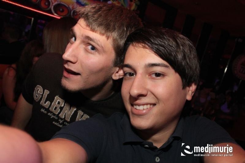 slika0042 Maraton (Subota, 8.10.2011) slika0042 Maraton (Subota, 8.10.2011)