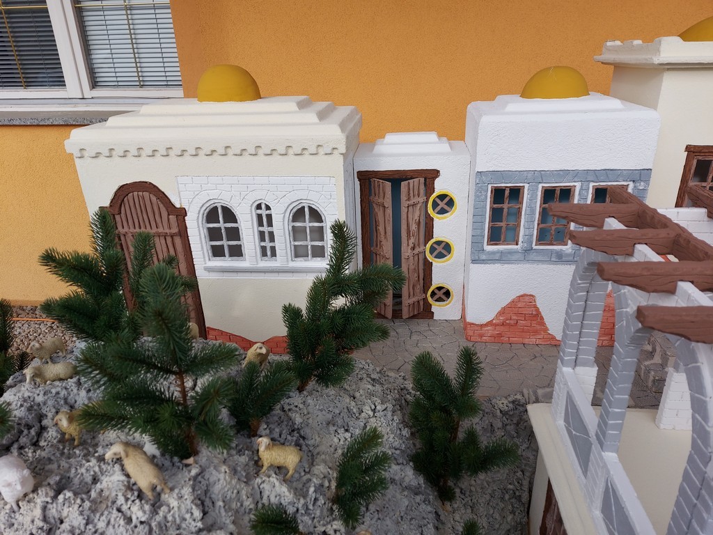 ZLATNE RUKE IVANA ŠAVORE Jaslice su moje hvala Božeku kaj sam živ