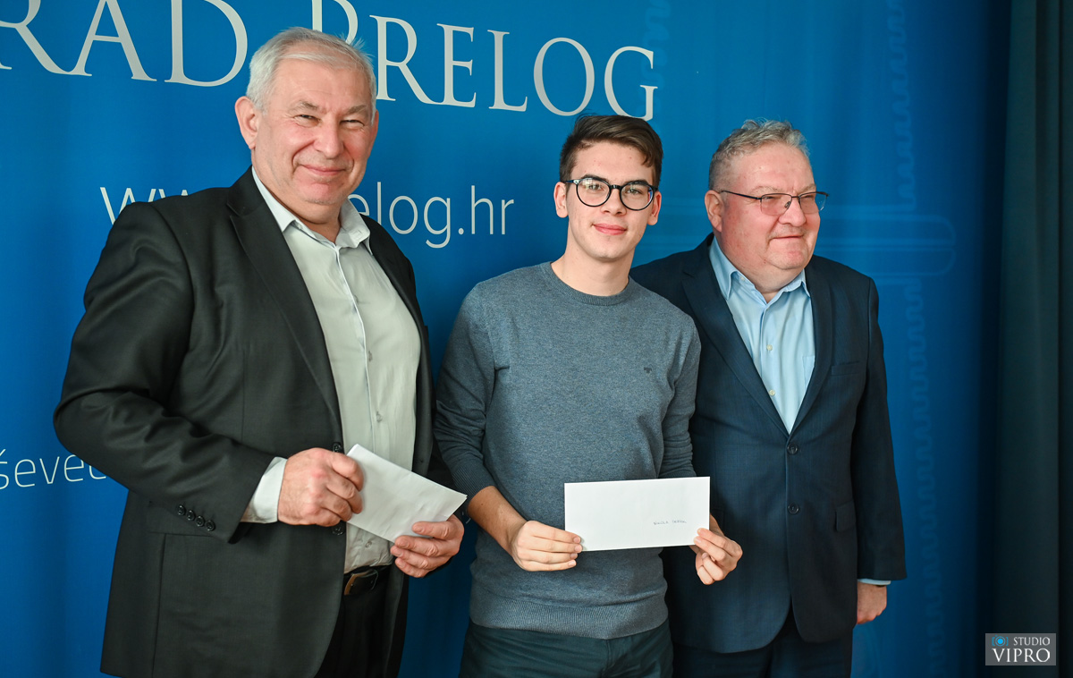 Nagrađeni uspješni učenici i studenti s područja Grada Preloga