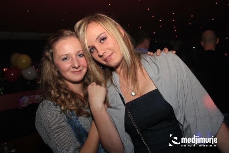 slika0047 Maraton (Subota, 8.10.2011) slika0047 Maraton (Subota, 8.10.2011)