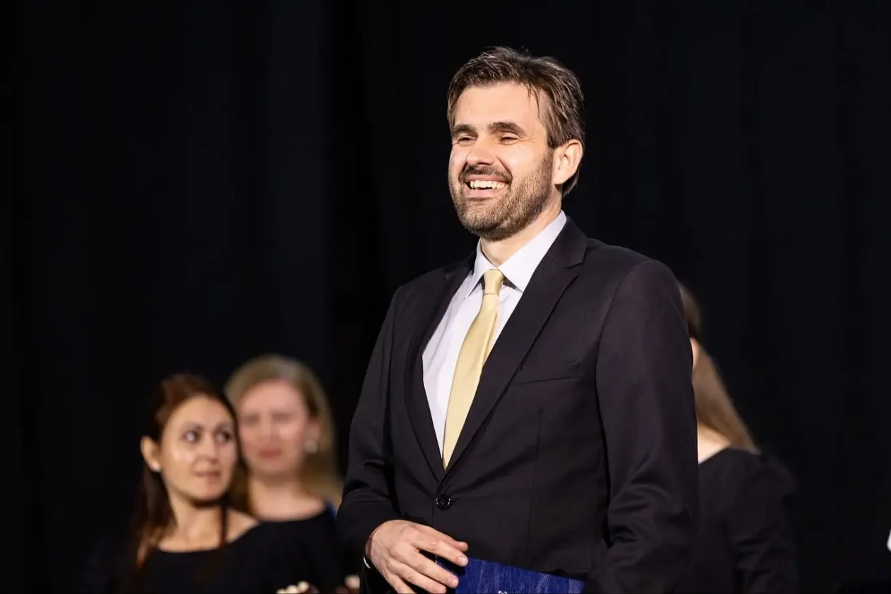 KUU ZVON, Valentino Škvorc