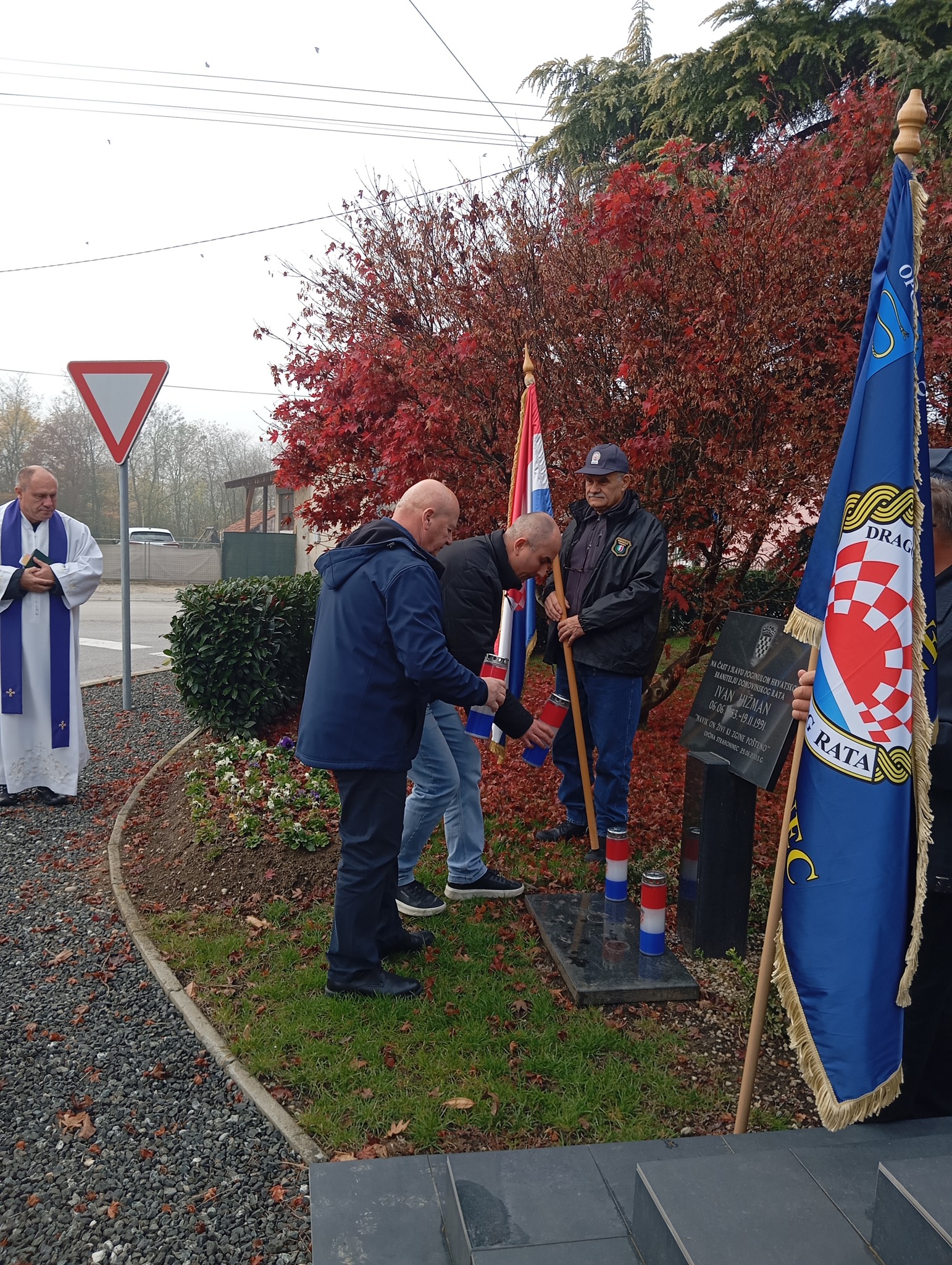Strahoninec dan sjećanja svijeće