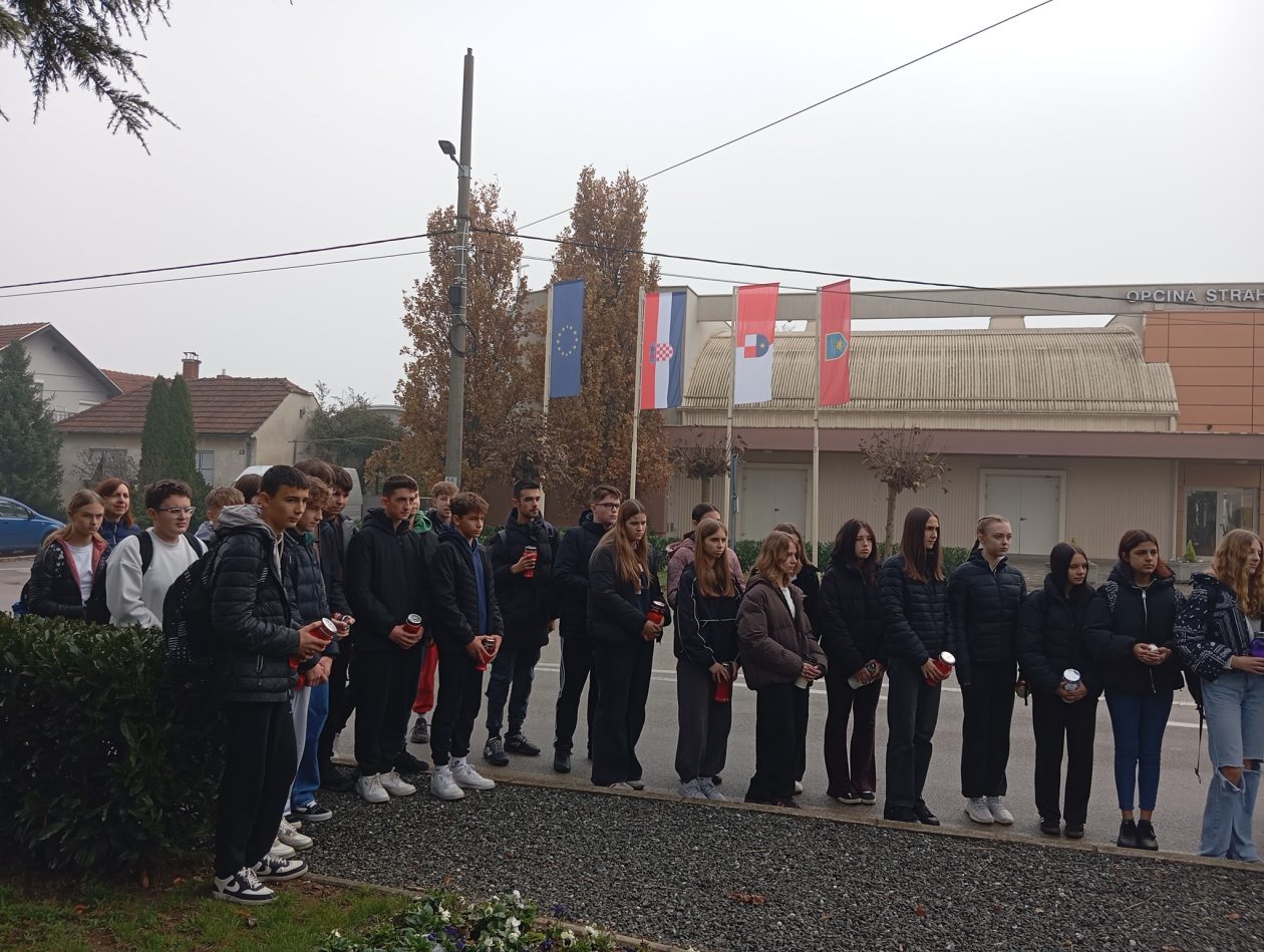 Strahoninec dan sjećanja svijeće