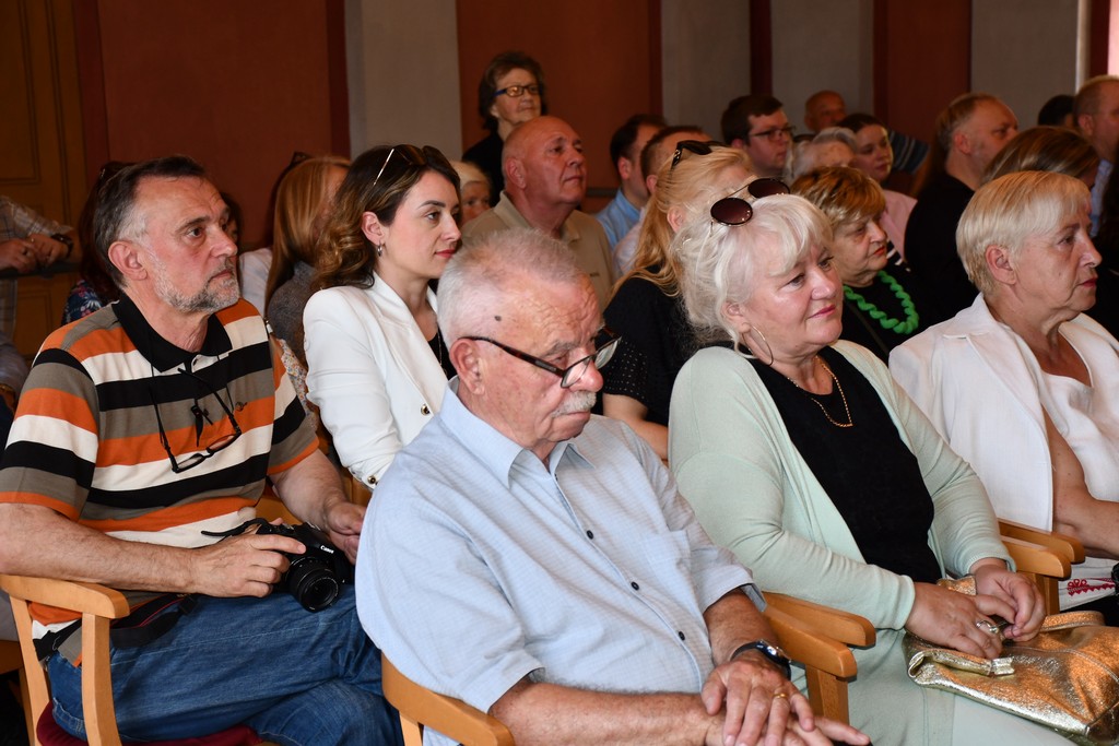 SVEČANA DODJELA Ministrica Nina Obuljen Koržinek uručila UNESCO-ove povelje za međimursku popevku