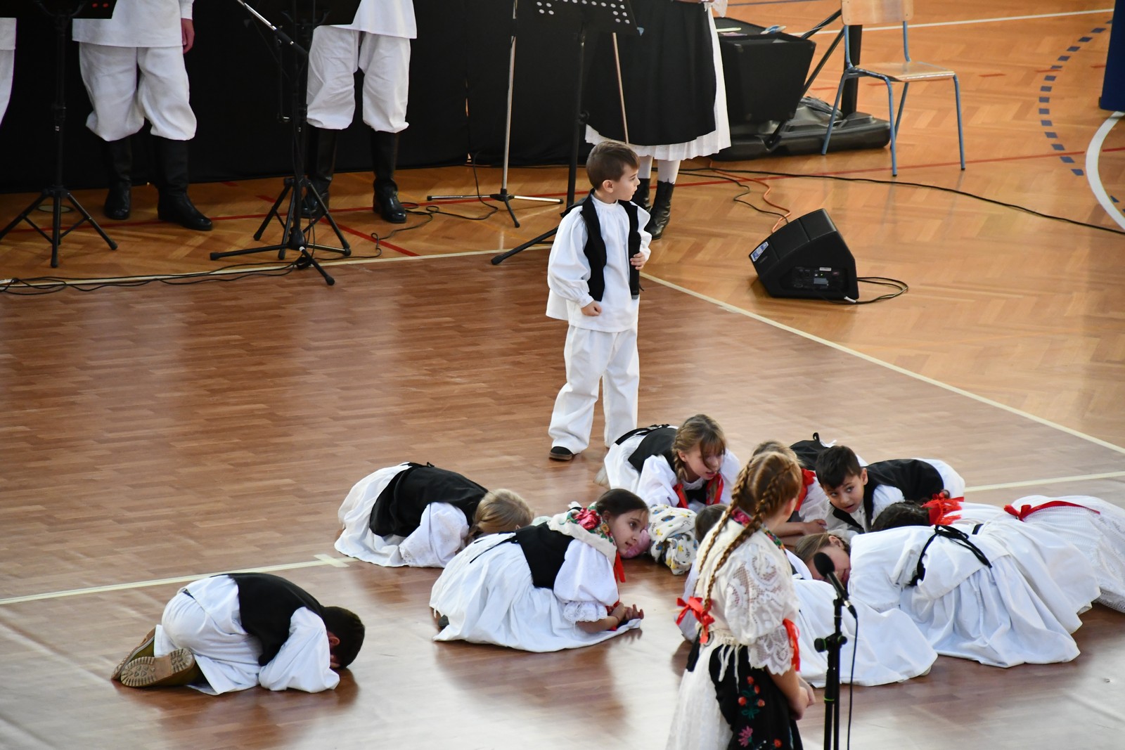 ČUVARI TRADICIJE Godišnja priredba KUD-a Belica