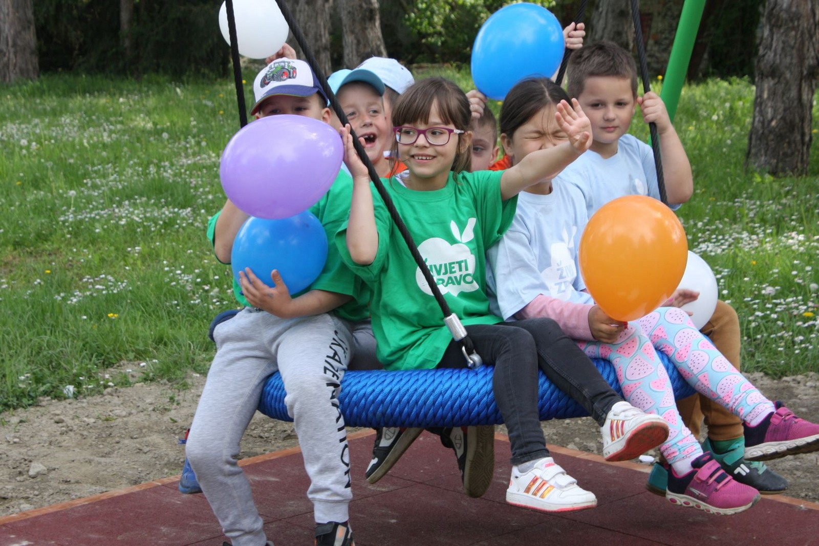 Otvoreno novo dječje igralište u perivoju Zrinskih