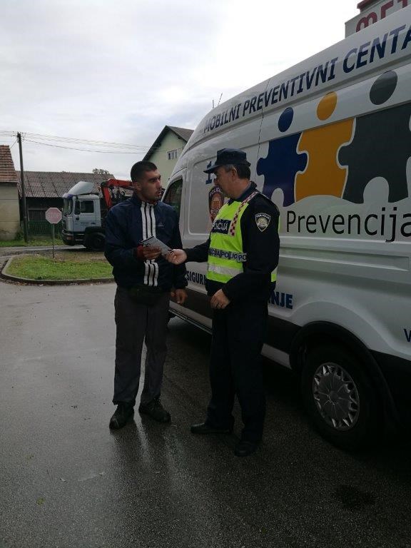 Policija u Štefancu i Maloj Subotici educirala najugroženije u prometu – pješake i bicikliste