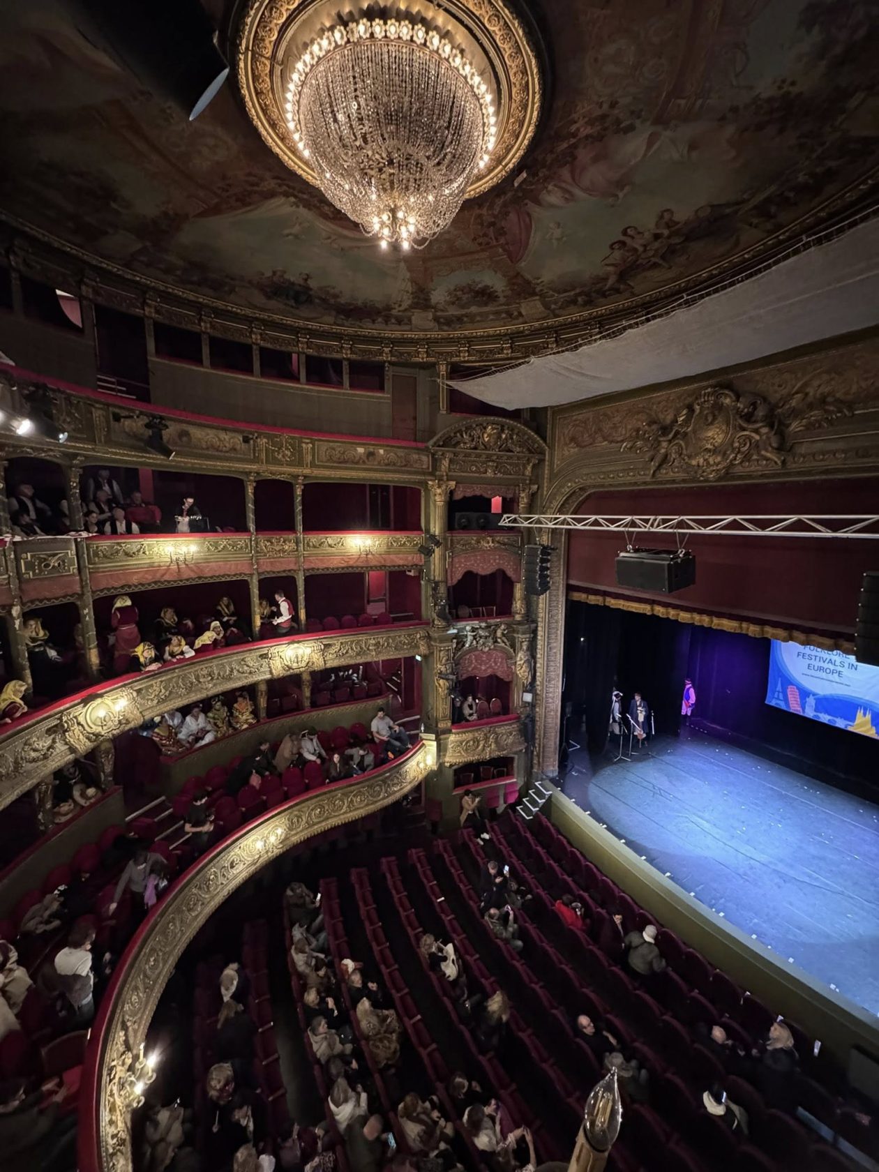 592246546_1361647352419592_8204695840786509081_n