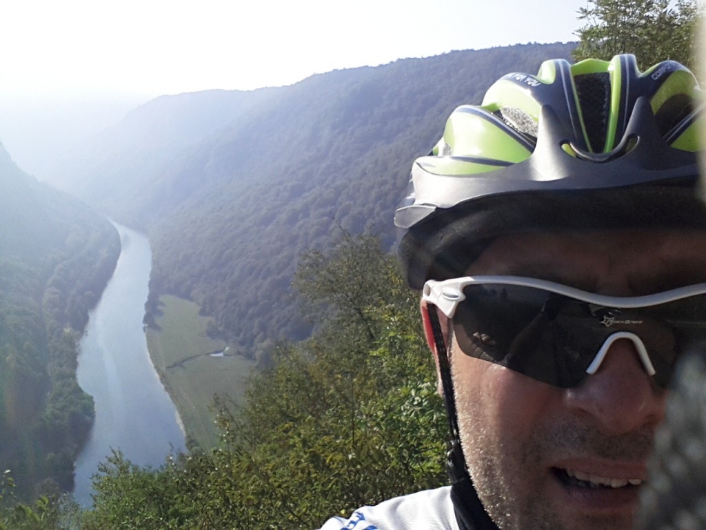 20170826082320633563