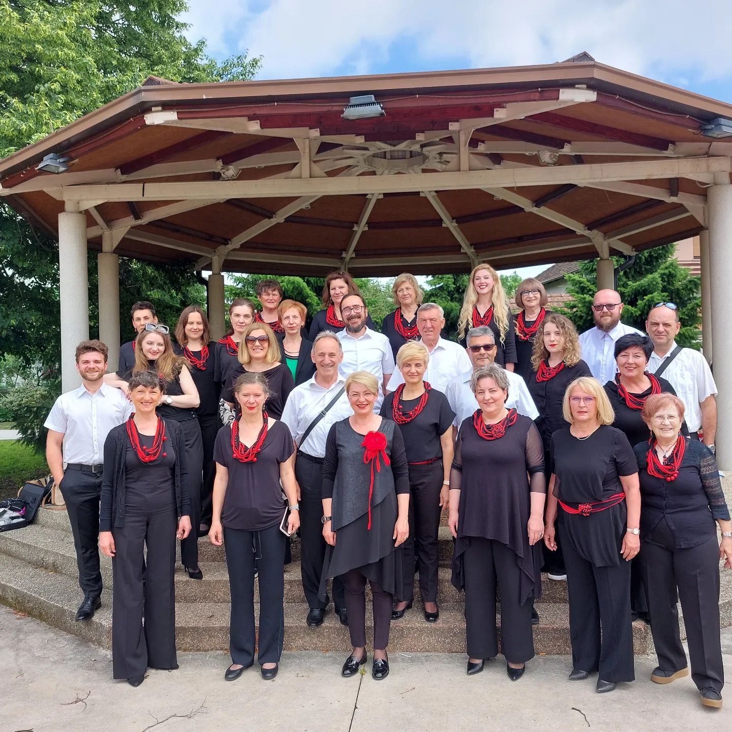 Pjevački zbor ‘Josip Štolcer Slavenski’