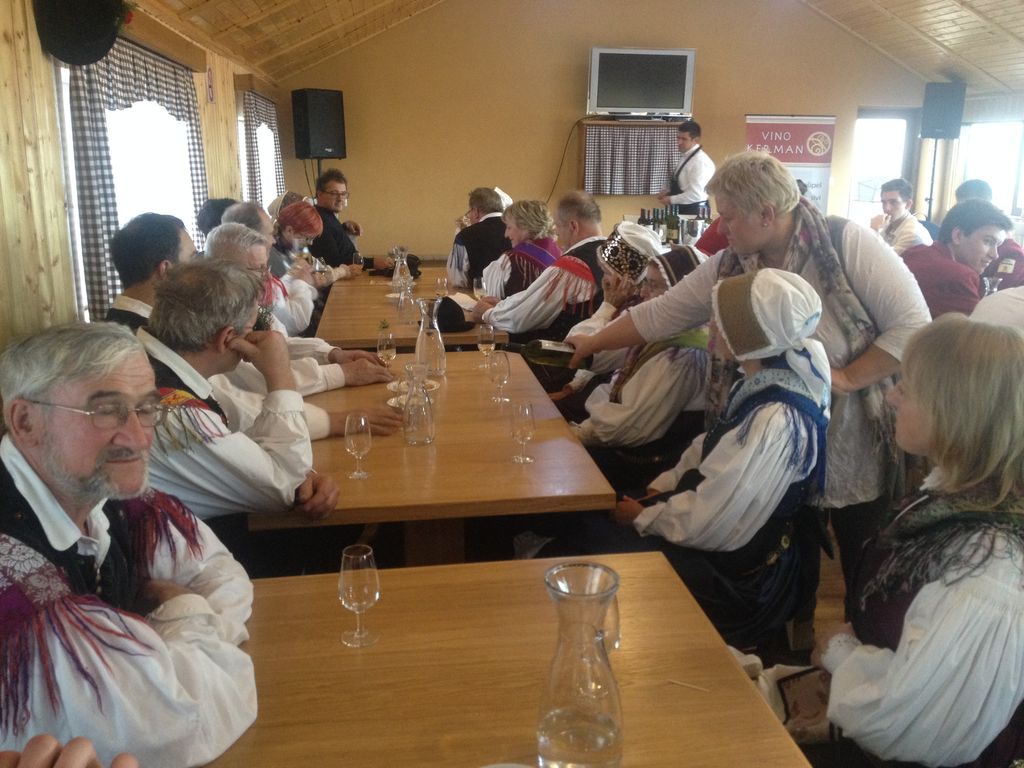 martinje131120155990192