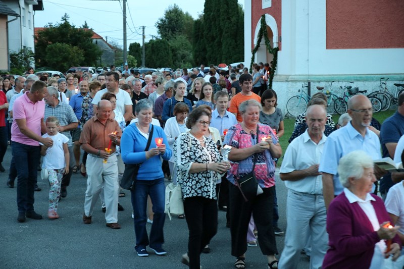 Biskup Mrzljak predvodio euharistijsko slavlje u Svetoj Mariji