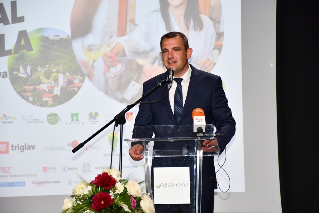 Urbanovo, otvorenje Urbanovo, otvorenje