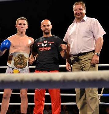 1055632910152695328134391498145