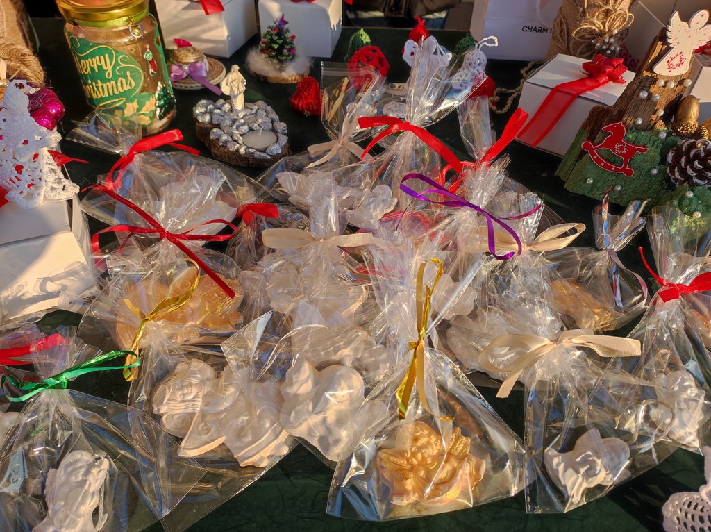 Prvi Božićni sajam u Pribislavcu naišao na odličan odaziv